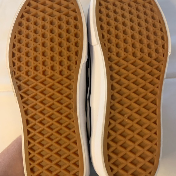 ❌SOLD❌ Black checkerboard NEW 
M 6.5 W 8 - Picture 7 of 9